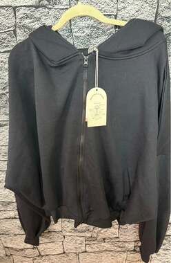NWT Ladies Blogilates Black Marshmallow Hoodie - 3X